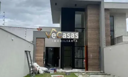 Casa com 3 Quartos &#224; venda, 108m&#178; - Centro
