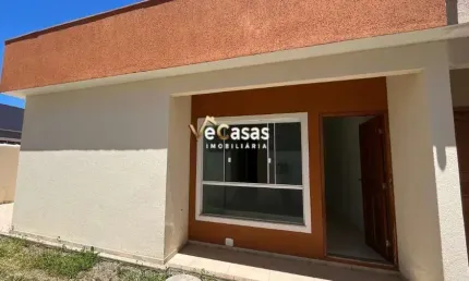 Casa linear 3 quartos com suíte em condomínio amplo quintal