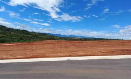 Terreno à venda na Estrada do Barreiro, 1100, São Gonçalo, Taubaté