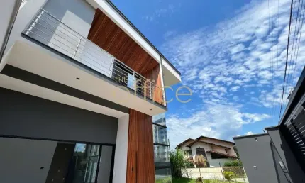 Casa com 3 quartos à venda no Saguaçu, Joinville 