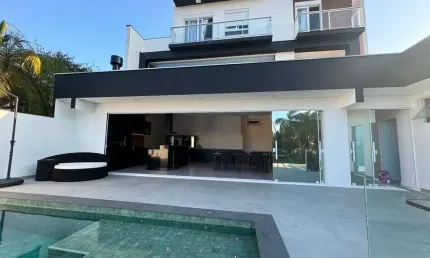 Casa com 3 quartos à venda no Saguaçu, Joinville 