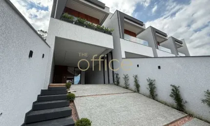 Sobrado de luxo na glória: 3 quartos, 3 suítes, 2 salas, 3 banheiros, 3 vagas - joinville-sc - 166,65 m² - jacuzzi inclusa