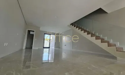 Casa com 3 quartos à venda no Iririú, Joinville , 147 m2 por R$ 750.000