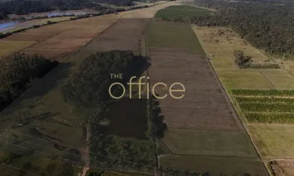 Terreno à venda em Joinville-SC, na Vila Nova, com 328.296,00 m² de área - Imperdível oportunidade!