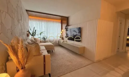 Belíssimo Apartamento à venda em Joinville-SC, Costa e Silva - 2 quartos, 1 suíte, 2 salas, 2 banheiros, 1 vaga, 101,64 m².