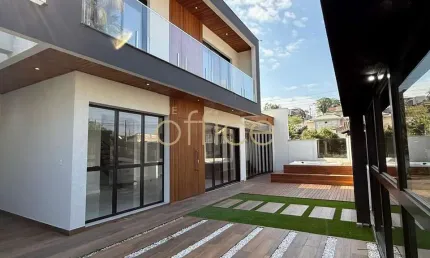 Casa com 3 quartos à venda no Floresta, Joinville , 163 m2 por R$ 980.000
