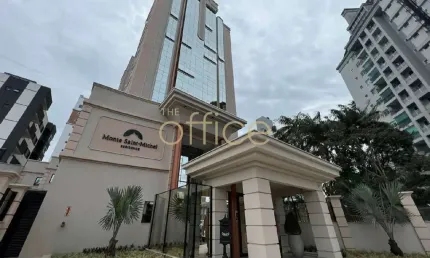 Apartamento de Luxo à Venda em Joinville-SC, Saguaçu: 3 Quartos, 3 Suítes, 2 Salas, 3 Banheiros, 2 Vagas, 121m²!
