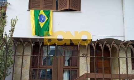 Casa com 3 quartos à venda no Rio Branco, Caxias do Sul  por R$ 1.200.000