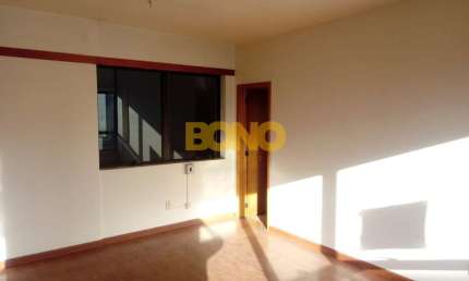 Casa comercial à venda no Centro, Caxias do Sul , 70 m2 por R$ 327.000