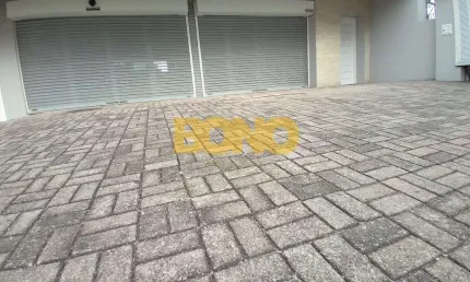 Casa comercial para alugar em Fátima, Caxias do Sul  por R$ 2.500