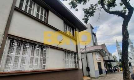 Casa com 4 quartos para alugar na Nossa Senhora de Lourdes, Caxias do Sul , 300 m2 por R$ 10.000