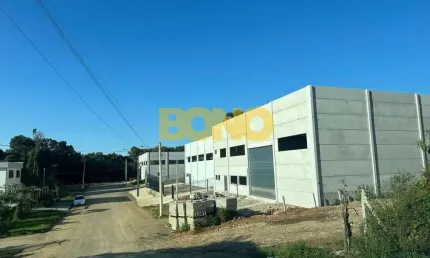 Barracão / Galpão / Depósito para alugar no Centenário, Caxias do Sul , 670 m2 por R$ 14.000