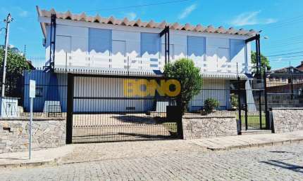 Casa com 5 quartos para alugar no Cinqüentenário, Caxias do Sul , 352 m2 por R$ 6.000