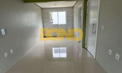 Casa com 2 quartos à venda no Desvio Rizzo, Caxias do Sul , 94 m2 por R$ 282.000