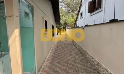 Casa com 9 quartos à venda no Charqueadas, Caxias do Sul  por R$ 950.000