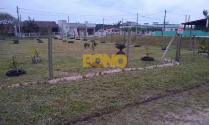 Terreno à venda no Balneário Rosa do Mar, Passo de Torres  por R$ 180.000