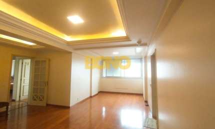 Apartamento com 3 quartos para alugar no Centro, Caxias do Sul  por R$ 2.500