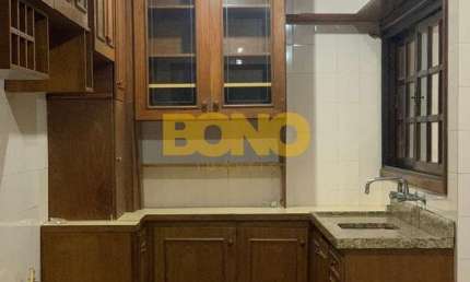 Apartamento com 4 quartos para alugar no Medianeira, Caxias do Sul , 150 m2 por R$ 3.000