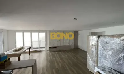 Apartamento com 3 quartos para alugar no Madureira, Caxias do Sul  por R$ 11.000