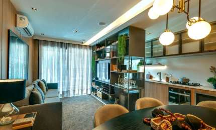 Apartamento com 79,33m², 02 suítes e integração de sala de estar e jantar, em me