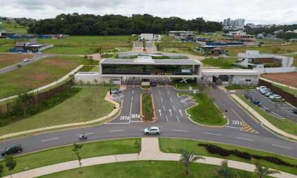 Terreno em condomínio fechado à venda na Rua Cn4, Parque Cidade, Goiânia