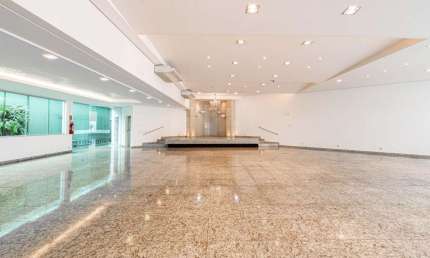 Imóvel Comercial com 565m² privativos a poucos passos da Av. T-63
