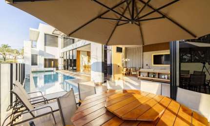 Sobrado de esquina Mobiliado de 464 m² e 4 Suítes no Jardins Madri