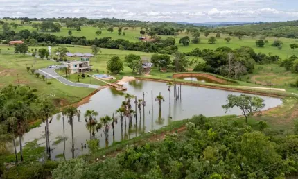 Chácara de 18 ha em caldas novas com lagos , pomar e ótima estrutura