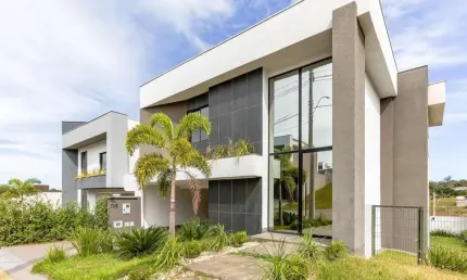 Sobrado à venda com 240 m² no Jardins Bolonha, Senador Canedo