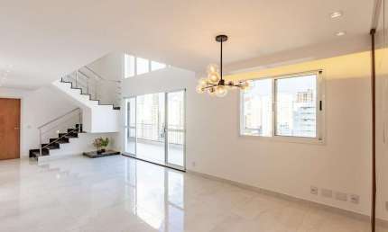 Apartamento duplex com 3 suítes plenas e 180 m² a venda no Setor Bueno