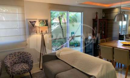 Casa em condomínio fechado com 3 quartos à venda na Avenida Willy Eugênio Fleck, 1500, Ecoville, Porto Alegre por R$ 950.000