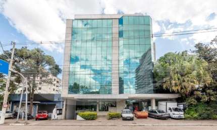 Sala comercial para alugar na Avenida Carlos Gomes, 1859, Petrópolis, Porto Alegre por R$ 2.000