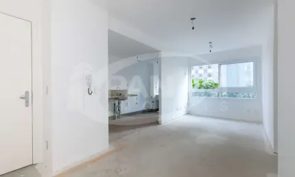 Apartamento com 3 quartos à venda na Rua Jerônymo Zelmanovitz, 100, São Sebastião, Porto Alegre por R$ 600.000