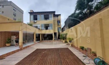 Casa com 3 quartos à venda na Avenida Benno Mentz, 1088, Vila Ipiranga, Porto Alegre por R$ 1.275.000