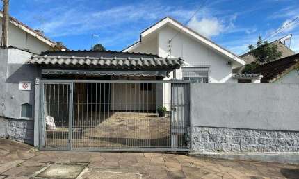 Casa com 2 quartos à venda na Rua Manoel Lopes Meirelles, 145, Jardim Itu Sabará, Porto Alegre por R$ 475.000