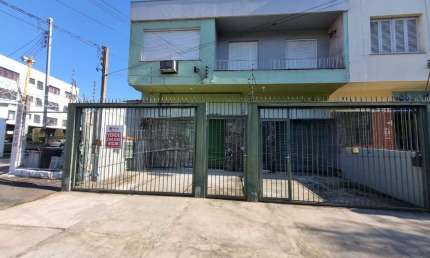Casa comercial com 1 sala à venda na Avenida Tapiaçu, 291, Passo da Areia, Porto Alegre por R$ 900.000