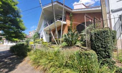 Casa comercial com 4 salas à venda na Praça Lima Duarte, 57, Chácara das Pedras, Porto Alegre por R$ 2.450.000