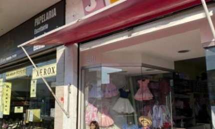 Ponto comercial à venda na Avenida Assis Brasil, 2111, Passo da Areia, Porto Alegre por R$ 550.000