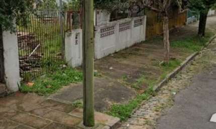 Terreno à venda na Rua Manoel Bandeira, 318, Jardim Itu Sabará, Porto Alegre por R$ 403.000