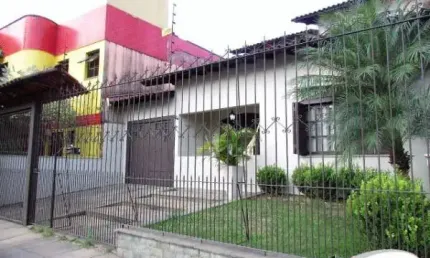 Casa com 4 quartos à venda na Rua Zeferino Dias, 1021, Sarandi, Porto Alegre por R$ 650.000
