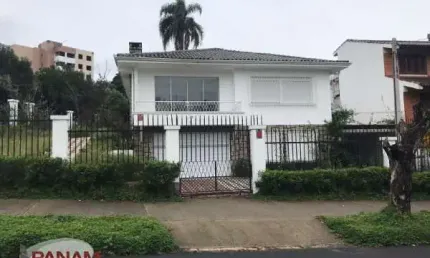 Casa com 3 quartos para alugar na Fernando Abott Esquina Edmundo Bastian, 265, Cristo Redentor, Porto Alegre por R$ 15.000