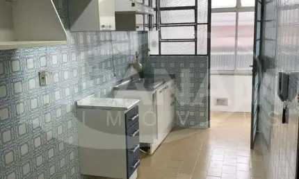 Apartamento com 3 quartos à venda na Avenida do Forte, 980, Vila Ipiranga, Porto Alegre por R$ 405.000