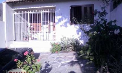 Casa com 2 quartos à venda na Dr Deoclecio Pereira, 199, Jardim Floresta, Porto Alegre por R$ 435.000
