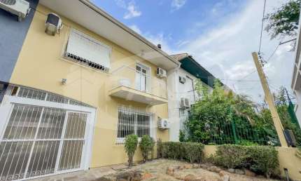 Casa com 3 quartos à venda na Avenida Doutor Walter Só Jobim, 393, Jardim Lindóia, Porto Alegre por R$ 890.000