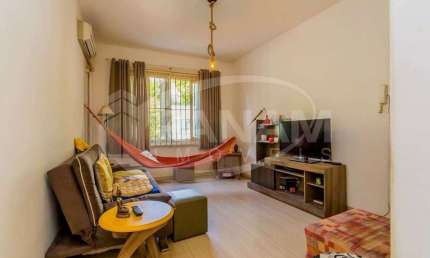 Apartamento com 2 quartos à venda na Avenida Berlim, 380, São Geraldo, Porto Alegre por R$ 220.000