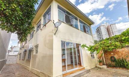 Casa com 6 quartos à venda na Rua Jari, 241, Passo da Areia, Porto Alegre por R$ 1.400.000