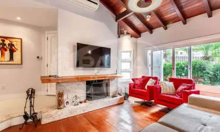 Casa com 4 quartos à venda na rua irene capponi santiago, 186, cristo redentor, porto alegre por r$ 1.250.000