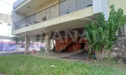Casa com 6 quartos à venda na Avenida Panamericana, 770, Jardim Lindóia, Porto Alegre por R$ 2.150.000
