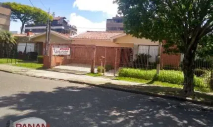 Casa comercial para alugar na Rua Bogotá, 516, Jardim Lindóia, Porto Alegre por R$ 5.000