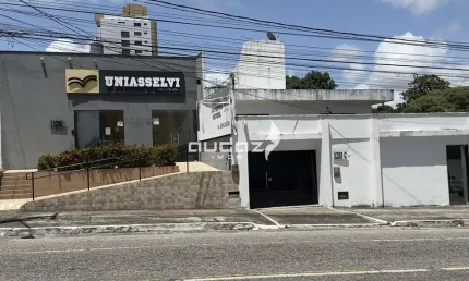 Prédio comercial com 256 m2 para locação em Lagoa Nova